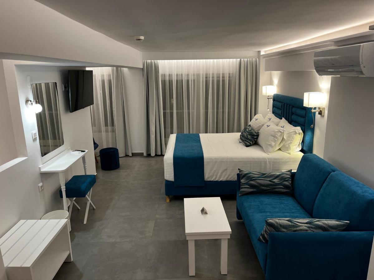 Ocean Blue Suites Ierissós Buitenkant foto