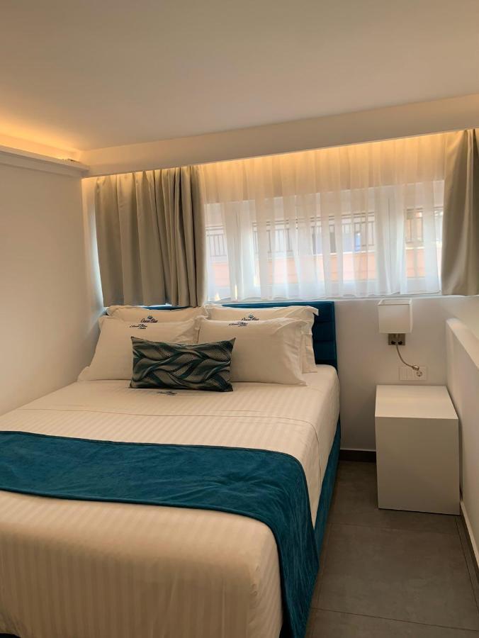 Ocean Blue Suites Ierissós Buitenkant foto